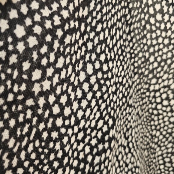 Rachel Zoe OS Black and White Faux Animal Print Sheerling Overlay Drape - Picture 7 of 8